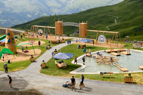 A Top-Notch Wood'n'Fun Hotspot at the Gasteiner Schlossalm (Austria)