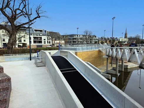 Sunkid transports whitewater athletes (Paris 2024 Olympics) and young talents