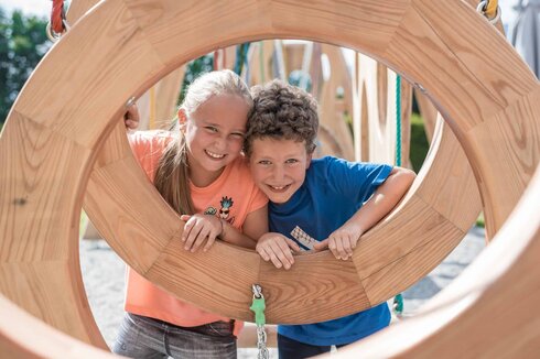 Wood'n'Fun: Play experience in the Swarovski Crystal Worlds