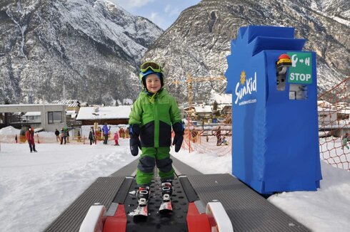 Moving Carpet creates excitement in Zams