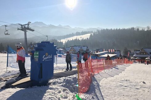 Moving Carpet - Beginner Slopes - Stacja Narciarska Małe Ciche (PL)