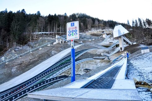 Moving Carpet & Ski Jump - Tschagguns (AUT)
