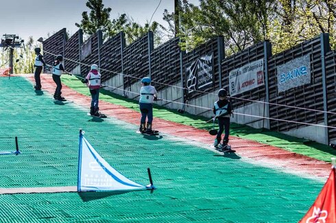 Dry Slopes - Comfort Star - Moving Carpet - Budapest (HUN)