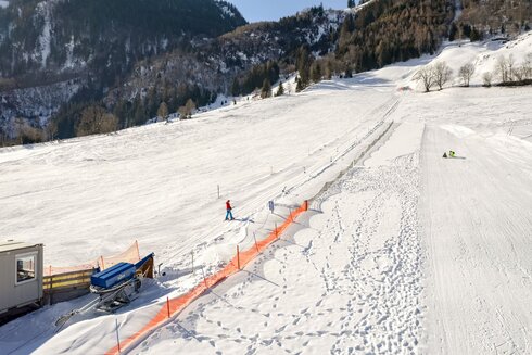 Small ski lifts as local crowd pullers