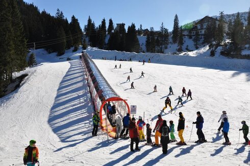 Moving Carpet as a drag lift replacement